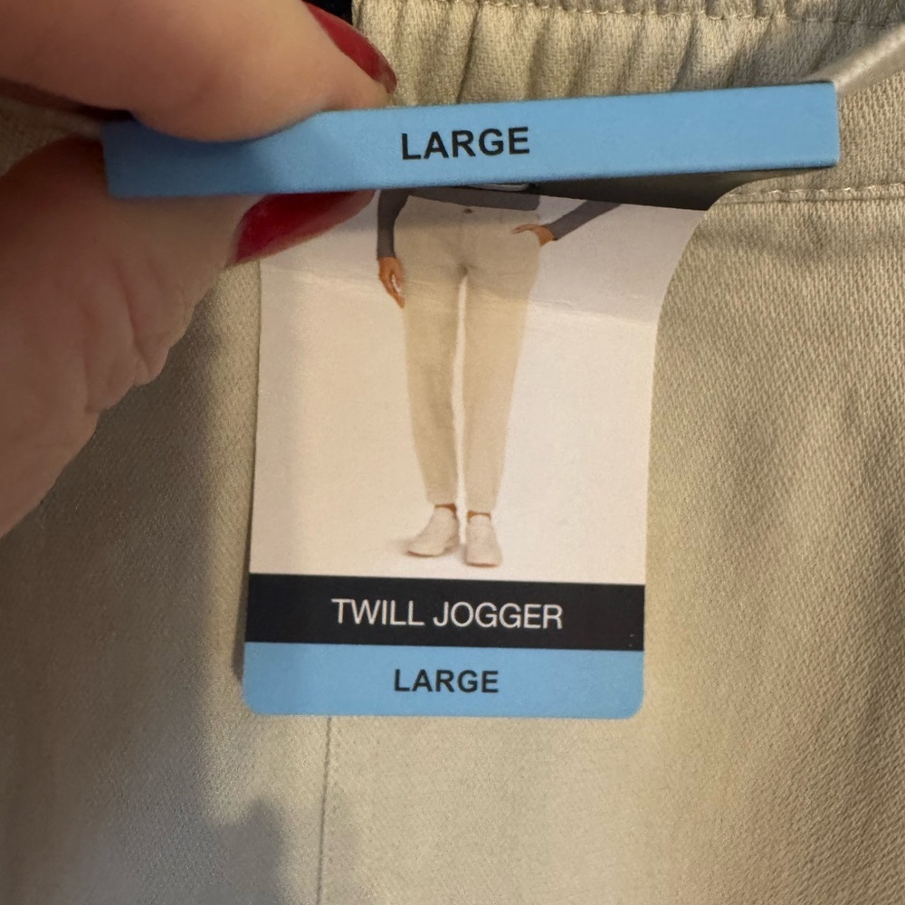 NWT GAP Women's Twill Jogger LARGE #J - Picture 3 of 10